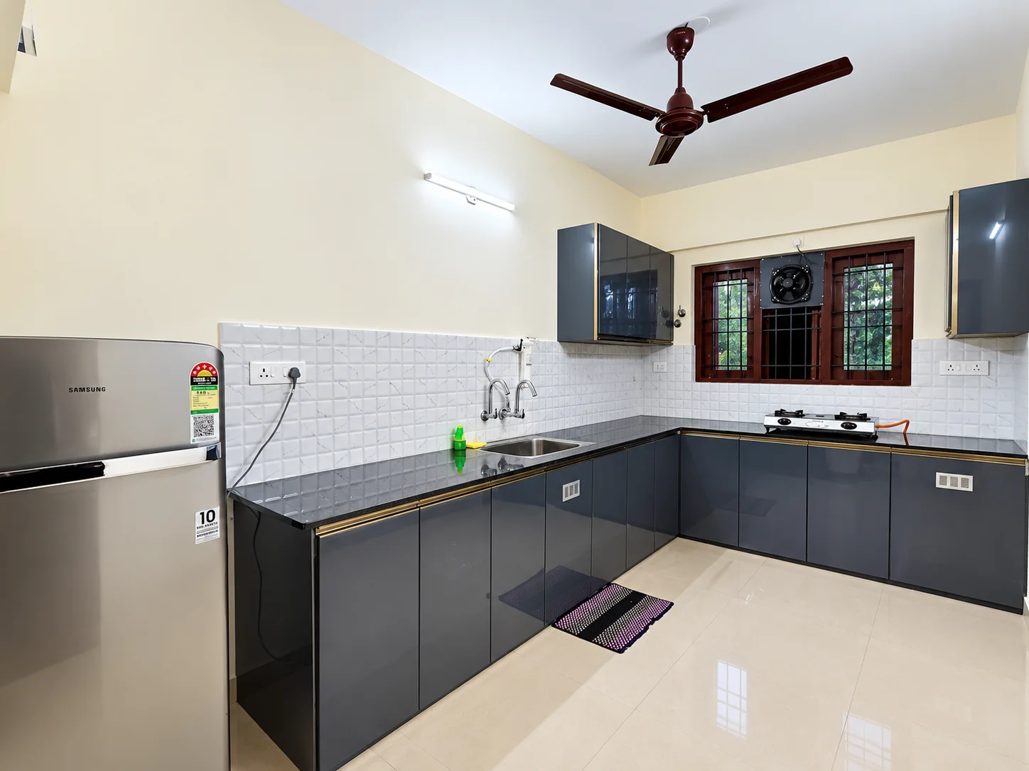 Fully Furnished 2BHK at Changampuzha Park — photo 2