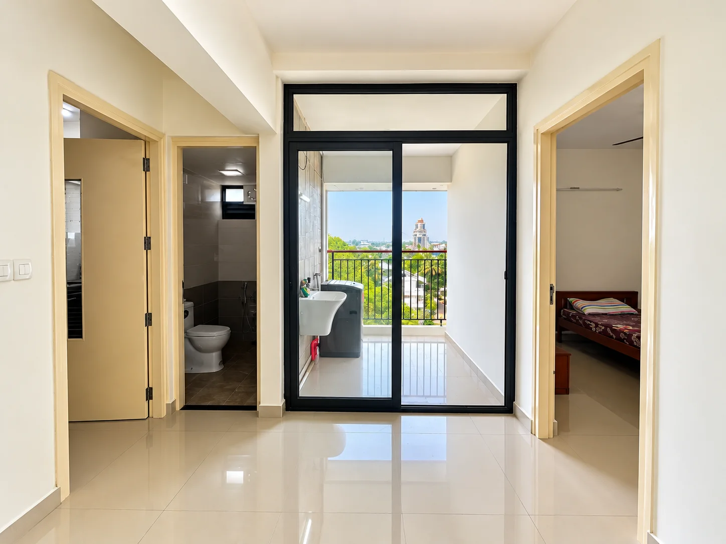 Fully Furnished 2BHK on 7th floor at Edappally — photo 5